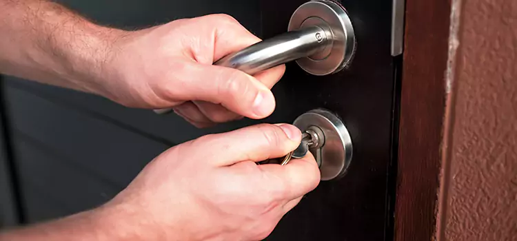 Door Closer Repair & Installation Trois-Rivieres